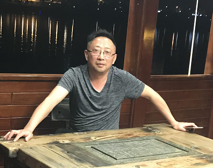 刘小彬